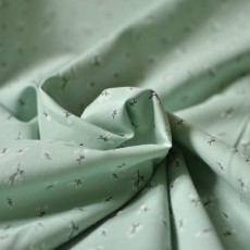 Tissu popeline fine vert sauge imprimée à fleurs en coton Bio