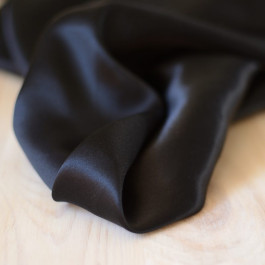 Tissu satin de soie noir pura seta