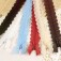 zip dentelle bleu, rouge, écru, marron et noir